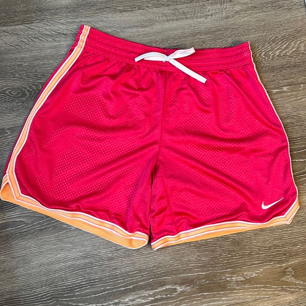 Women’s Medium Nike Dri-Fit Shorts